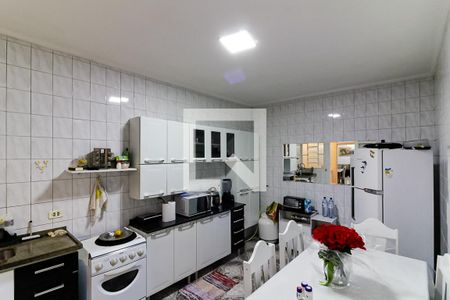 Casa à venda com 250m², 5 quartos e 8 vagas Casa à venda com 250m², 5 quartos e 8 vagasCozinha