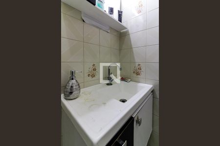 Casa à venda com 250m², 5 quartos e 8 vagas Casa à venda com 250m², 5 quartos e 8 vagasBanheiro