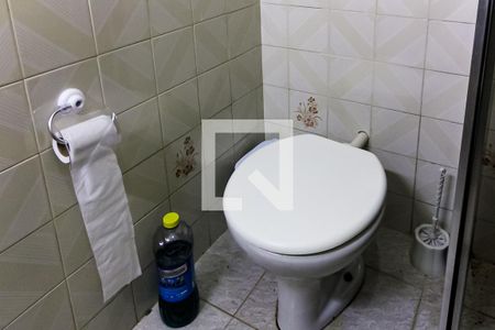 Casa à venda com 250m², 5 quartos e 8 vagas Casa à venda com 250m², 5 quartos e 8 vagasBanheiro