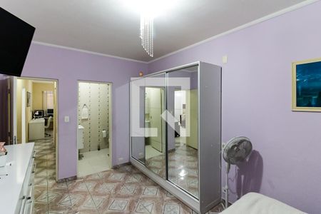 Casa à venda com 250m², 5 quartos e 8 vagas Casa à venda com 250m², 5 quartos e 8 vagasQuarto 1