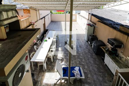 Casa à venda com 250m², 5 quartos e 8 vagas Casa à venda com 250m², 5 quartos e 8 vagasTerraço