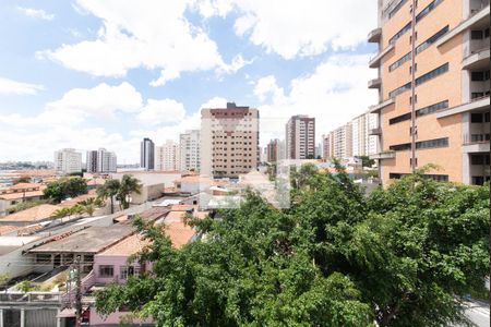 Apartamento à venda com 143m², 3 quartos e 2 vagasQuarto 1 - Vista