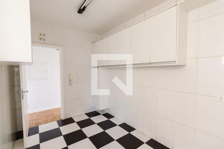 Apartamento à venda com 99m², 2 quartos e 1 vaga Apartamento à venda com 99m², 2 quartos e 1 vagaCozinha