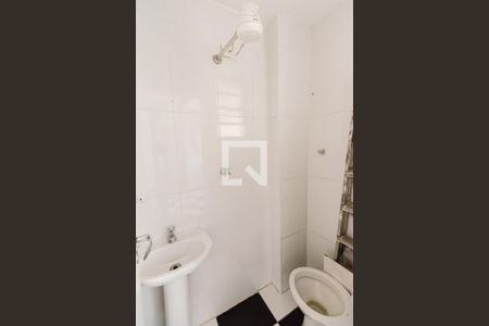 Apartamento à venda com 99m², 2 quartos e 1 vaga Apartamento à venda com 99m², 2 quartos e 1 vagaBanheiro de Serviço