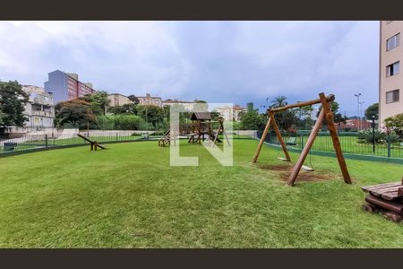 Apartamento para alugar com 74m², 2 quartos e 2 vagasÁrea comum - Playground