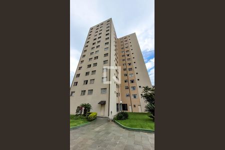 Apartamento para alugar com 74m², 2 quartos e 2 vagasFachada