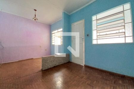 Sala de casa à venda com 4 quartos, 250m² em Jardim dos Oliveiras, Campinas