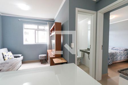 Cozinha de apartamento para alugar com 1 quarto, 40m² em Portão, Curitiba