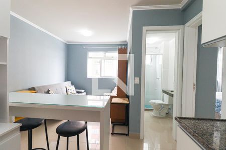 Cozinha de apartamento para alugar com 1 quarto, 40m² em Portão, Curitiba