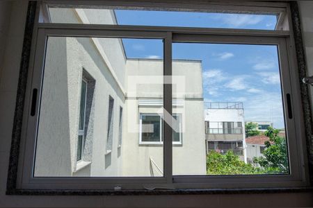 Apartamento à venda com 300m², 3 quartos e 3 vagas Apartamento à venda com 300m², 3 quartos e 3 vagasÁrea de Serviço