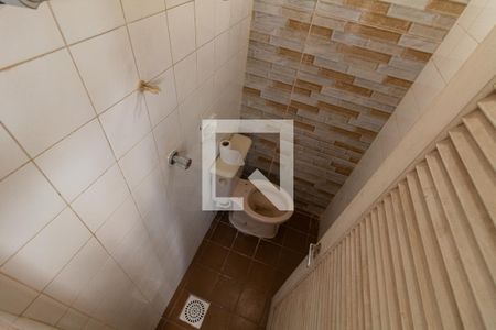 Apartamento para alugar com 72m², 2 quartos e 1 vaga Apartamento para alugar com 72m², 2 quartos e 1 vagaBanheiro de Serviço