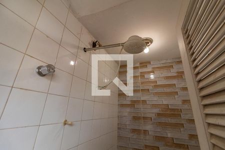 Apartamento para alugar com 72m², 2 quartos e 1 vaga Apartamento para alugar com 72m², 2 quartos e 1 vagaBanheiro de Serviço