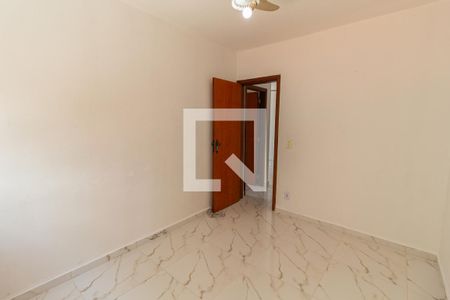 Apartamento para alugar com 72m², 2 quartos e 1 vaga Apartamento para alugar com 72m², 2 quartos e 1 vagaQuarto