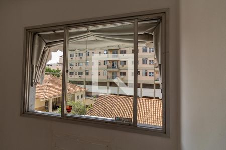 Apartamento para alugar com 72m², 2 quartos e 1 vaga Apartamento para alugar com 72m², 2 quartos e 1 vagaQuarto