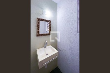 Lavabo de casa à venda com 3 quartos, 300m² em Indianópolis, São Paulo