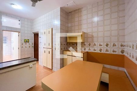 Casa à venda com 300m², 3 quartos e 4 vagasCozinha