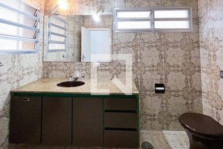Casa à venda com 300m², 3 quartos e 4 vagasBanheiro