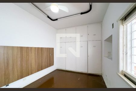 Casa à venda com 300m², 3 quartos e 4 vagasSuíte