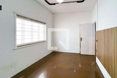 Casa à venda com 300m², 3 quartos e 4 vagasSuíte