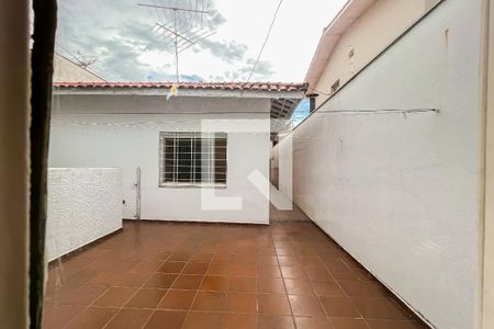 Casa à venda com 300m², 3 quartos e 4 vagasVista