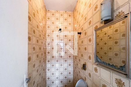 Casa à venda com 300m², 3 quartos e 4 vagasBanheiro de Serviço