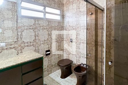 Casa à venda com 300m², 3 quartos e 4 vagasBanheiro