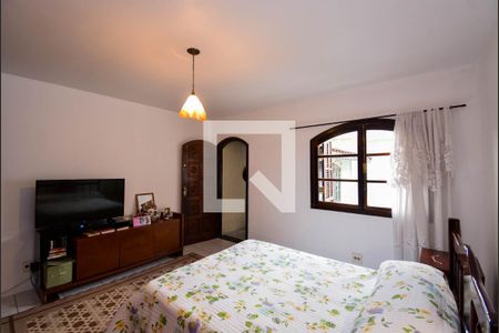 Casa à venda com 250m², 3 quartos e 2 vagasSuíte