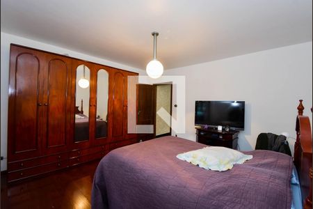 Casa à venda com 250m², 3 quartos e 2 vagasQuarto 2