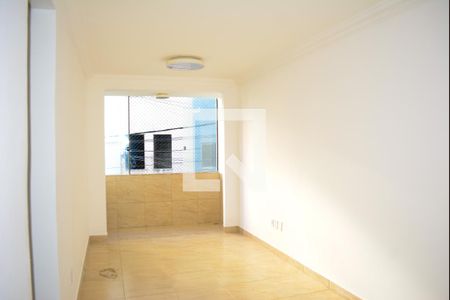 Sala de apartamento para alugar com 2 quartos, 60m² em Cabula Vi, Salvador
