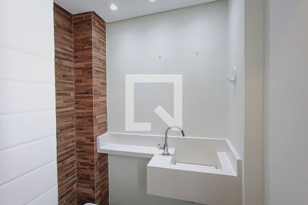 Apartamento à venda com 55m², 2 quartos e 1 vaga Apartamento à venda com 55m², 2 quartos e 1 vagaBanheiro 2