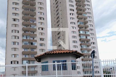 Apartamento à venda com 55m², 2 quartos e 1 vaga Apartamento à venda com 55m², 2 quartos e 1 vagaFachada