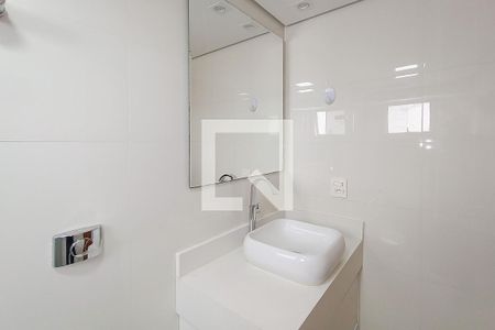 Apartamento à venda com 55m², 2 quartos e 1 vaga Apartamento à venda com 55m², 2 quartos e 1 vagaBanheiro 1