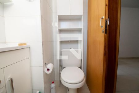 Casa de condomínio para alugar com 57m², 2 quartos e 1 vaga