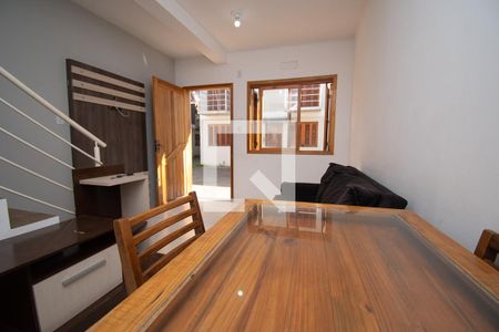 sala de casa de condomínio para alugar com 2 quartos, 57m² em Boa Saúde, Novo Hamburgo
