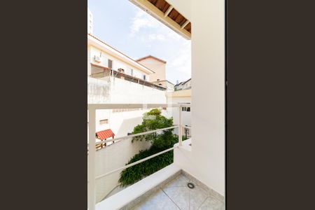 Casa à venda com 107m², 3 quartos e 2 vagasQuarto 2 - Suíte - Varanda
