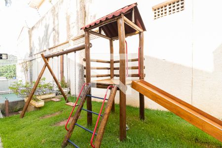 Casa à venda com 107m², 3 quartos e 2 vagasÁrea Comum - Playground