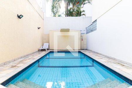 Casa à venda com 107m², 3 quartos e 2 vagasÁrea comum - Piscina