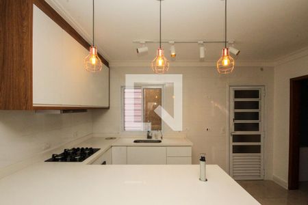 Cozinha de apartamento à venda com 2 quartos, 55m² em Chácara Mafalda, São Paulo