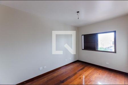 Apartamento para alugar com 163m², 3 quartos e 2 vagasQuarto 3