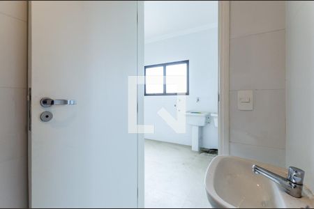 Apartamento para alugar com 163m², 3 quartos e 2 vagasBanheiro de serviço