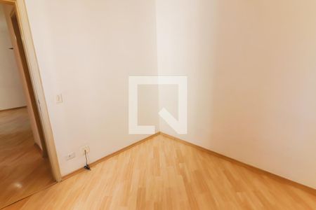 Quarto 2 de apartamento para alugar com 2 quartos, 49m² em Vila Gomes, São Paulo