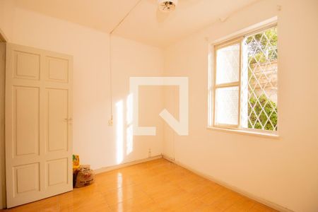 Quarto 1 de apartamento à venda com 2 quartos, 51m² em Passo da Areia, Porto Alegre