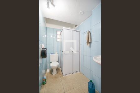 Casa à venda com 175m², 7 quartos e 2 vagasBanheiro social 05 térreo