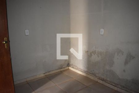 Casa para alugar com 50m², 1 quarto e 1 vagaQuarto