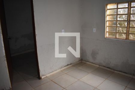 Sala de casa para alugar com 1 quarto, 50m² em Qr 125, Brasília