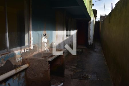 Casa para alugar com 50m², 1 quarto e 1 vagaCorredor