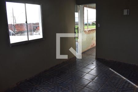 Casa para alugar com 50m², 1 quarto e 1 vagaSala/Cozinha