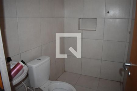 Banheiro de casa para alugar com 1 quarto, 50m² em Qr 125, Brasília