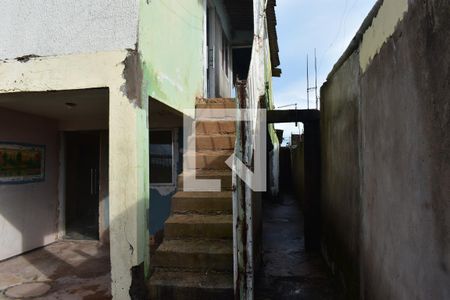 Casa para alugar com 50m², 1 quarto e 1 vagaEscada