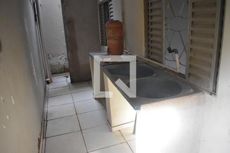 Área de Serviço de casa para alugar com 1 quarto, 50m² em Qr 125, Brasília